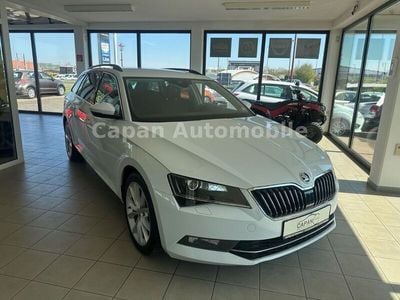 Weiß Gebraucht 2015 Skoda Superb Ambition Kombi | 11.999 € (Fairer Preis)