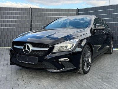 Gebraucht Mercedes CLA200 Shooting Brake Urban 136 PS (100 kW) 2015 Schwarz Kombi