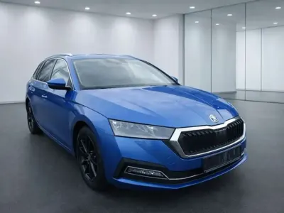 Gebraucht Skoda Octavia 150 PS (110 kW) 2020 Blau (metallic) Kombi