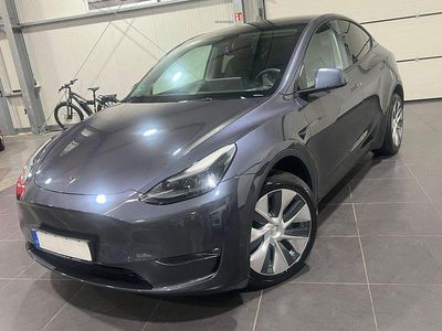 Grau Gebraucht 2022 Tesla Model Y SUV | 33.995 € (Fairer Preis)