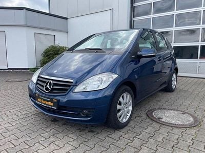 Usata Mercedes A160 95 CV (69 kW) 2011 Blu Berlina