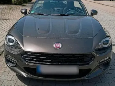 Gebraucht Fiat 124 140 PS (102 kW) 2018 Silber Cabrio