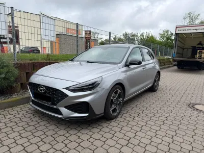 Gebraucht Hyundai i30 N Line 120 PS (88 kW) 2022 Silber Kleinwagen