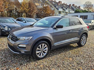 Second-hand VW T-Roc Style 110 CP (80 kW) 2021 Gri SUV