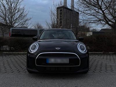 Second-hand Mini Cooper 136 CP (100 kW) 2022 Negru Hatchback