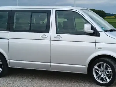 Gebraucht VW T5 131 PS (96 kW) 2004 Silber Van