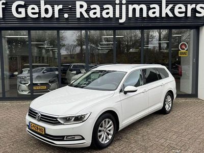 Gebraucht VW Passat Highline 120 PS (88 kW) 2019 Weiß Kombi