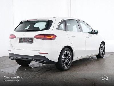 Mercedes B200