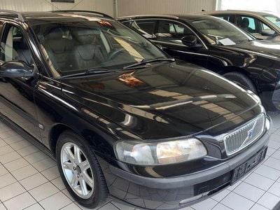 Second-hand Volvo V70 170 CP (125 kW) 2002 Negru Break
