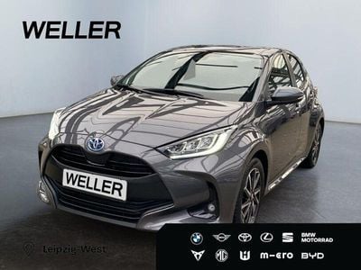 Grau Gebraucht 2022 Toyota Yaris Hybrid Team Kleinwagen | 17.590 € (Guter Preis)