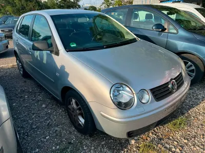 Gebraucht VW Polo 60 PS (44 kW) 2004 Silber Kleinwagen