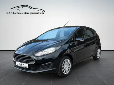 Second-hand Ford Fiesta Trend 82 CP (60 kW) 2014 Negru Hatchback