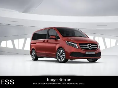 Gebraucht Mercedes V300 Avantgarde Edition 237 PS (174 kW) 2023 Hyazinthrot Van / Kleinbus