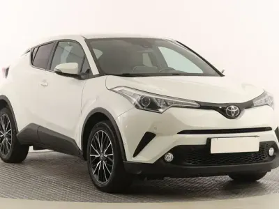 Usata Toyota C-HR Team 116 CV (85 kW) 2019 Bianco SUV