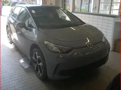 Usata VW ID.3 Pro 150 kW (204 CV) 2024 Grigio Utilitaria
