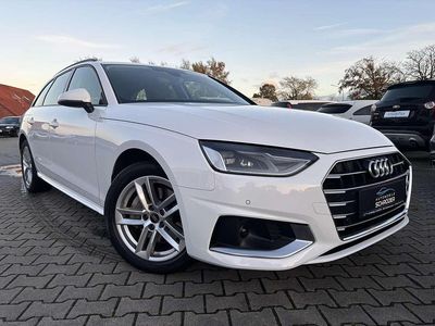 Weiß Gebraucht 2022 Audi A4 Advanced Kombi | 24.990 € (Guter Preis)