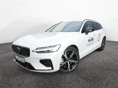Gebraucht Volvo V60 Plus 351 PS (258 kW) 2025 Weiß Kombi