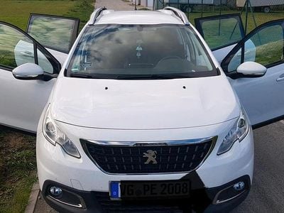 Gebraucht Peugeot 2008 Style 82 PS (60 kW) 2016 Weiß SUV