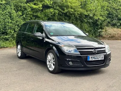 Gebraucht Opel Astra Sport 125 PS (91 kW) 2005 Schwarz Kombi