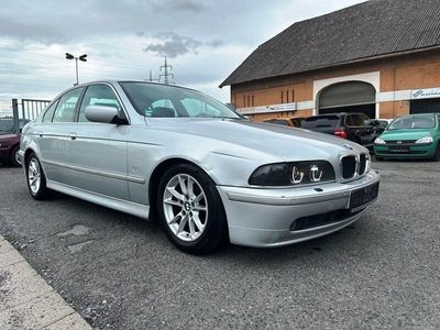BMW 525