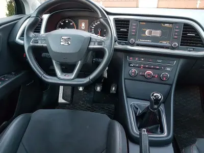 Używany Seat Leon ST FR 184 KM (135 kW) 2015 Czarny Kombi