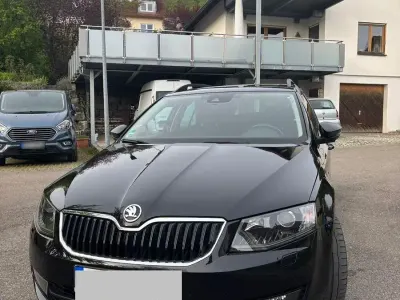 Brugt Skoda Octavia Joy 150 HK (110 kW) 2016 Sort Stationcar