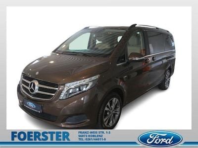 Mercedes V220