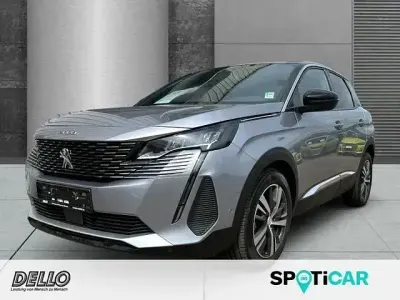 Gebraucht Peugeot 3008 Allure 131 PS (96 kW) 2024 Silber SUV