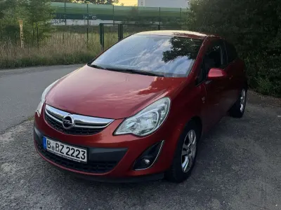 Gebraucht Opel Corsa Satellite 86 PS (63 kW) 2011 Orange Kleinwagen