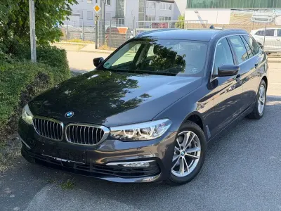 Gebraucht BMW 520 Sport Line 190 PS (139 kW) 2018 Grau Kombi