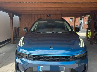 Second-hand Lynk & Co 01 261 CP (191 kW) 2022 Albastru SUV