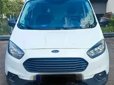 Gebraucht Ford Courier 102 PS (75 kW) 2021 Weiß Van / Kleinbus