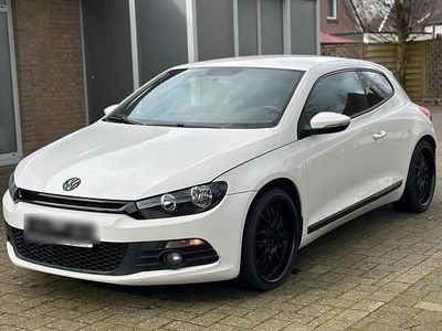 Gebraucht VW Scirocco 160 PS (117 kW) 2009 Weiß Coupé