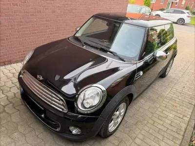 Gebraucht Mini ONE 98 PS (72 kW) 2012 Schwarz Kleinwagen