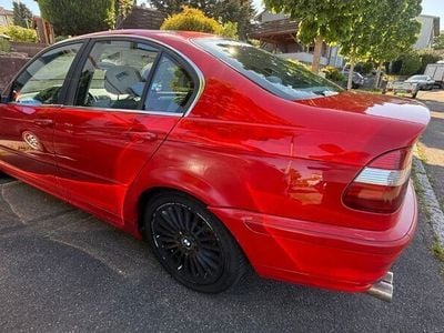 BMW 323