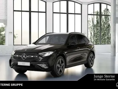 Gebraucht Mercedes GLC220 AMG 197 PS (144 kW) 2026 Lack obsidianschwarz SUV