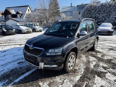 Schwarz Gebraucht 2015 Skoda Yeti Active SUV | 6.500 € (Guter Preis)