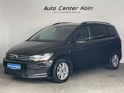 Deep black perleffekt Gebraucht 2021 VW Touran Van / Kleinbus | 25.700 € (Fairer Preis)
