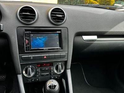 Gebraucht Audi A3 Attraction 102 PS (75 kW) 2010 Schwarz Kleinwagen
