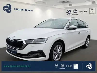 Gebraucht Skoda Octavia Style 116 PS (85 kW) 2023 Candyweiss Kombi