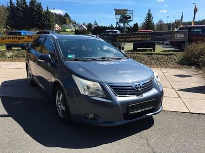 Begagnad Toyota Avensis Sol 126 HK (92 kW) 2011 Blå Kombi