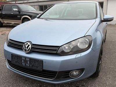 Gebraucht VW Golf VI Highline 122 PS (89 kW) 2009 Blau Kleinwagen