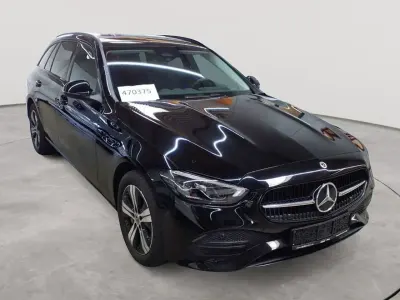 Gebraucht Mercedes C300e Avantgarde 204 PS (150 kW) 2023 Schwarz Kombi