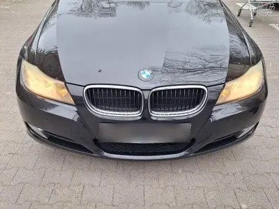 Gebraucht BMW 320 143 PS (105 kW) 2008 Schwarz Kombi