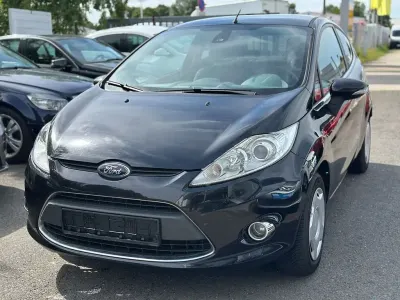 Gebraucht Ford Fiesta Titanium 82 PS (60 kW) 2010 Schwarz Kleinwagen