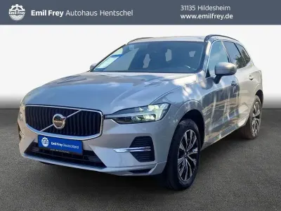 Gebraucht Volvo XC60 Core 197 PS (144 kW) 2023 Silber SUV