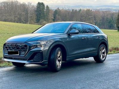 Gebraucht Audi Q8 Sport 286 PS (210 kW) 2025 Grau SUV
