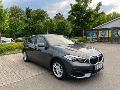 Gebraucht BMW 118 Advantage 140 PS (102 kW) 2020 Grau Kleinwagen
