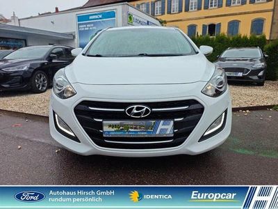 Gebraucht Hyundai i30 120 PS (88 kW) 2015 Weiß Kombi