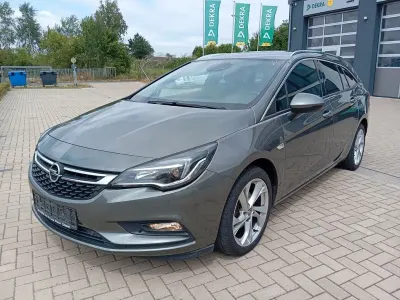 Gebraucht Opel Astra Dynamic 105 PS (77 kW) 2016 Grau Kombi